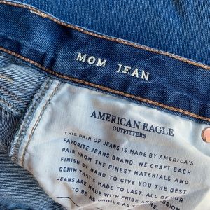 American Eagle “Mom Jean”